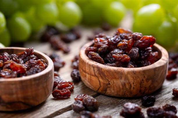 تصویر 2 از کشمش پلویی اعلا + ترکیب سلامت و خوشمزگی